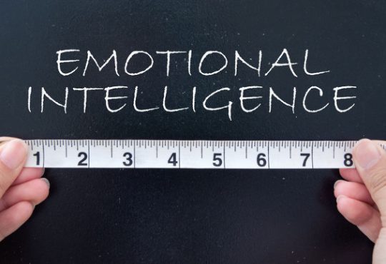 Le caratteristiche che un intelligente emotivo possiede e la loro importanza